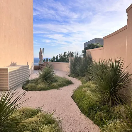 Del Mar Luxury 6 Bedroom With Private Pool And Seafront Villa *