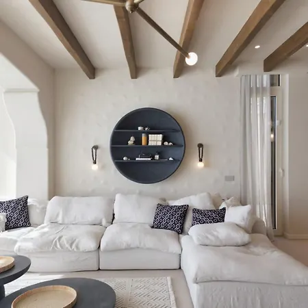 Villa Del Mar Luxury 6 Bedroom With Private Pool And Seafront *