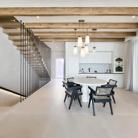 Del Mar Luxury 6 Bedroom With Private Pool And Seafront *