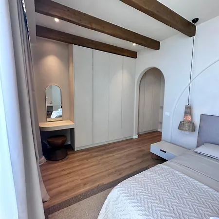 فيلة Del Mar Luxury 6 Bedroom With Private Pool And Seafront بالاسي