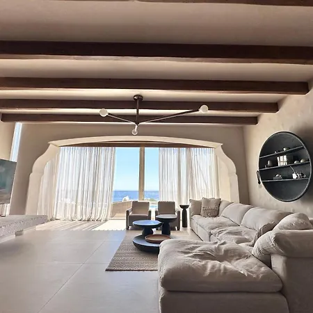 فيلة Del Mar Luxury 6 Bedroom With Private Pool And Seafront بالاسي