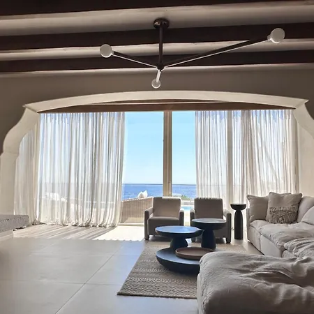 Del Mar Luxury 6 Bedroom With Private Pool And Seafront فيلة
